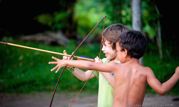 Le tour du monde réalisé par Garcia Anouk, photojournaliste, entre jungle amazonienne, Europe, Asie et Océanie