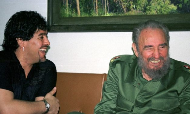 Diego Maradona : Le Dieu sombre